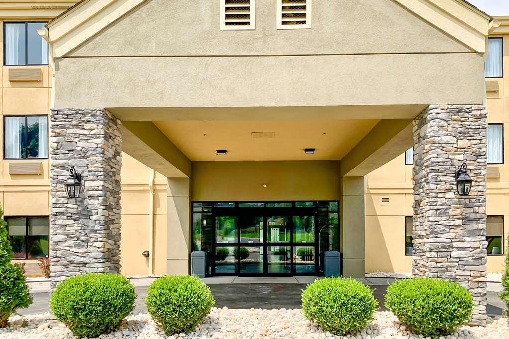 Comfort Inn & Suites Troutville - Roanoke North - Daleville 외부 사진
