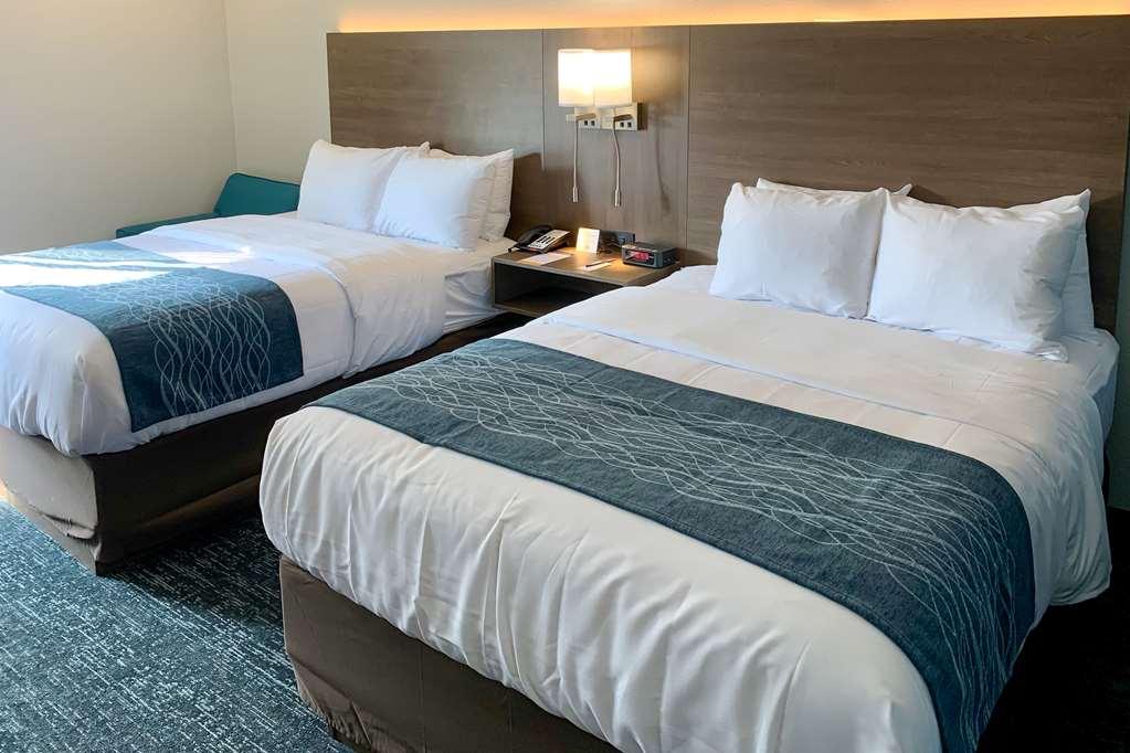 Comfort Inn & Suites Troutville - Roanoke North - Daleville 객실 사진