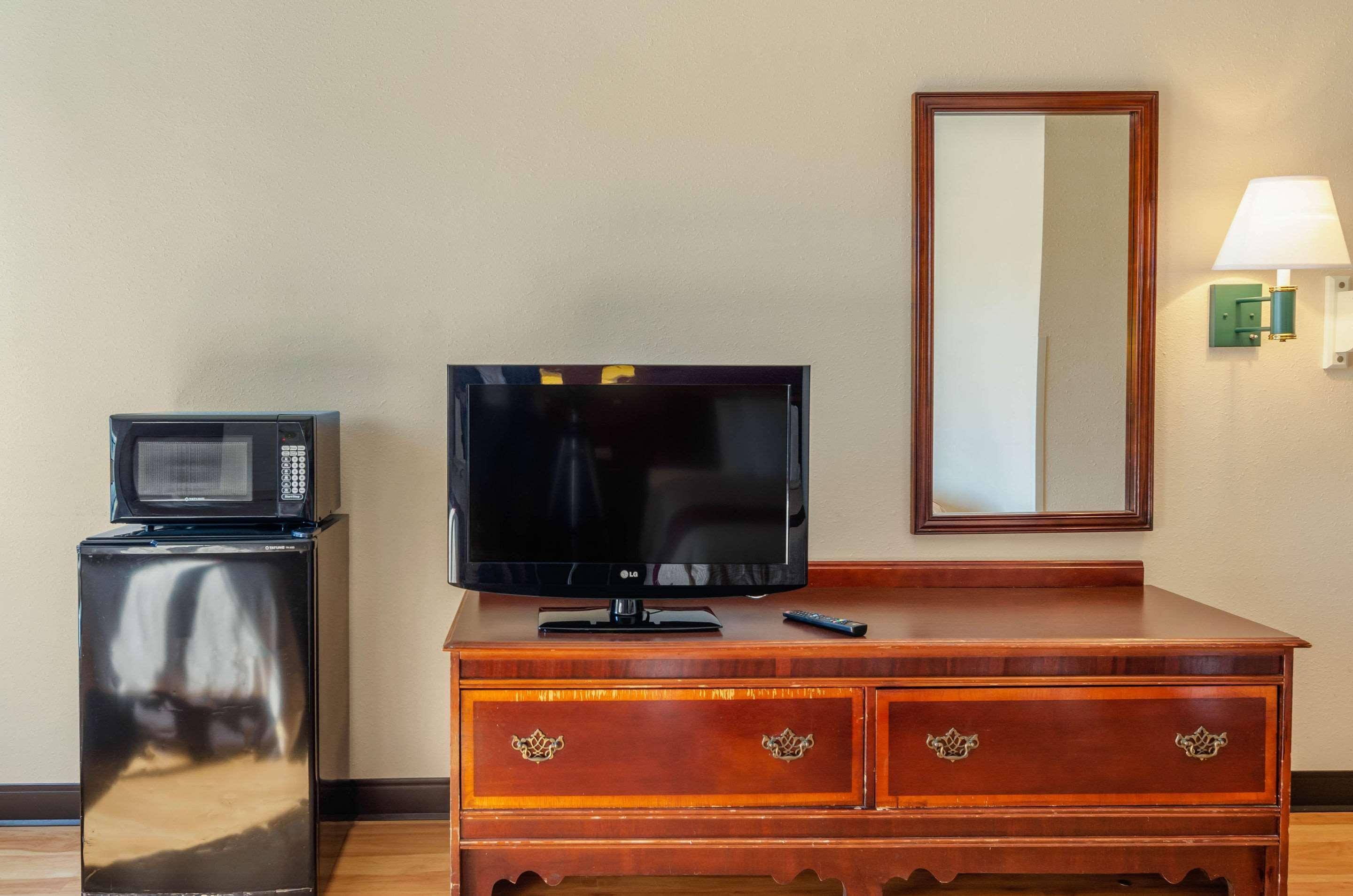 Comfort Inn & Suites Troutville - Roanoke North - Daleville 외부 사진