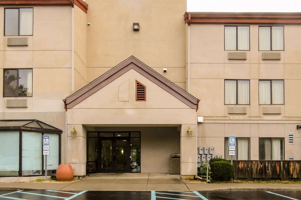 Comfort Inn & Suites Troutville - Roanoke North - Daleville 외부 사진